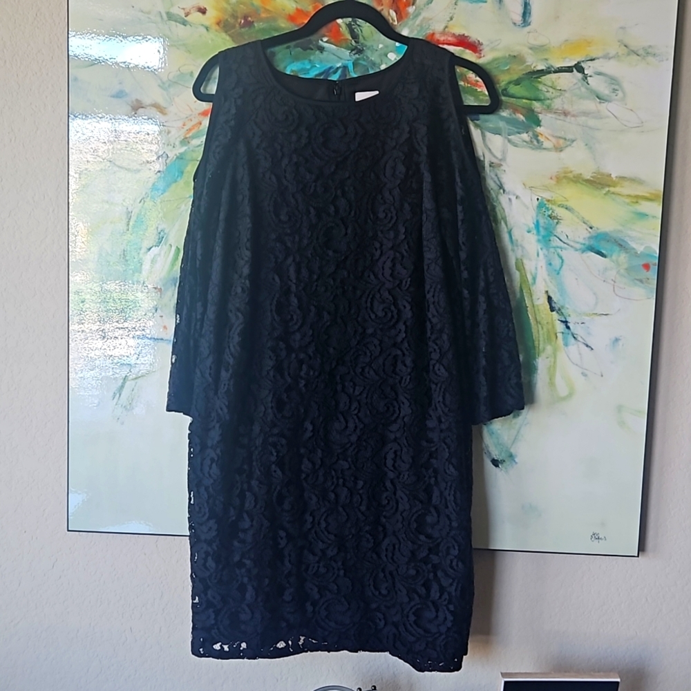 Lace cold shoulder dress